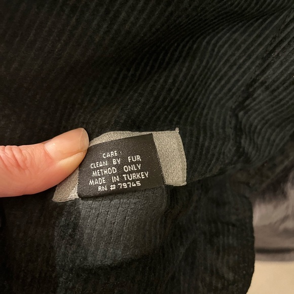 Luxurious Hooded Shearling -Genuine Vintage - Picture 14 of 16